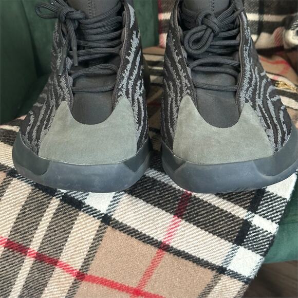 ADIDAS YEEZY Quantum Onyx Black SIZE 19 Sneakers Gorpcore Kidcore Basketball - Picture 6 of 16